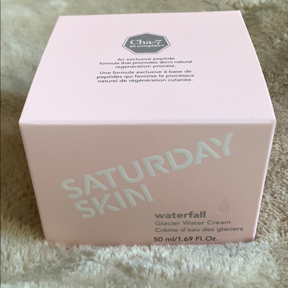 Saturday Skin Waterfall Glacier Water Cream